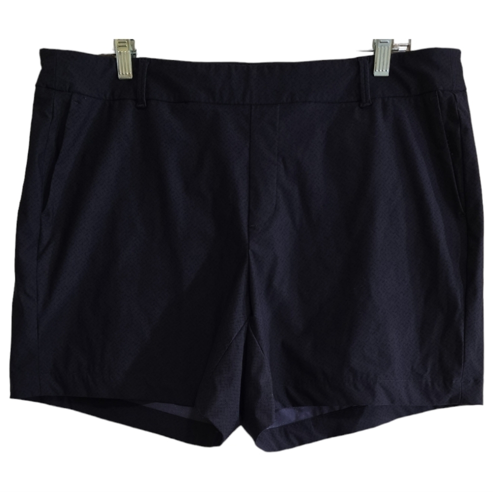 Spanx Flat Front Navy Pattern Shorts XL Pockets 6" Inseam Minimalist Shaper